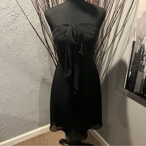 🌺BLACK HOUSE WHITE MARKET STRAPLESS BLACK COCKTAIL DRESS WITH BOW SIZE 4🌺